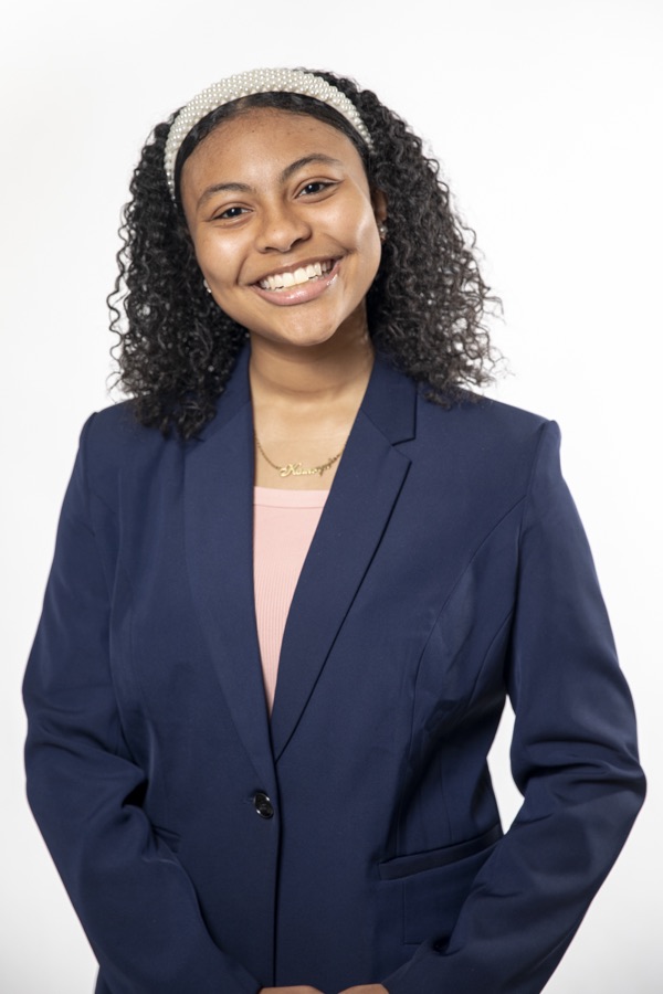 Headshot of Kamryn Burton