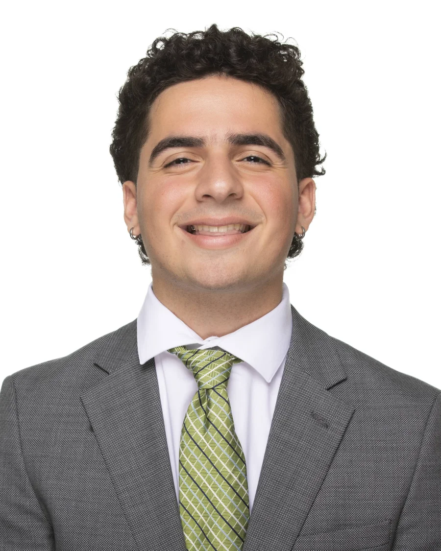 Headshot of Ryan Parsaee